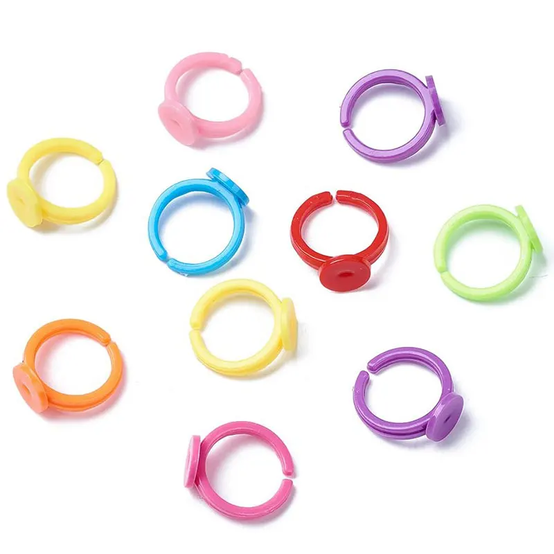 

50pcs 14mm Color Plastic Adjustable Colorful Rings with Blank Pad Tray for DIY Jewelry Rings Kids Girl Finger Ring Making Crafts