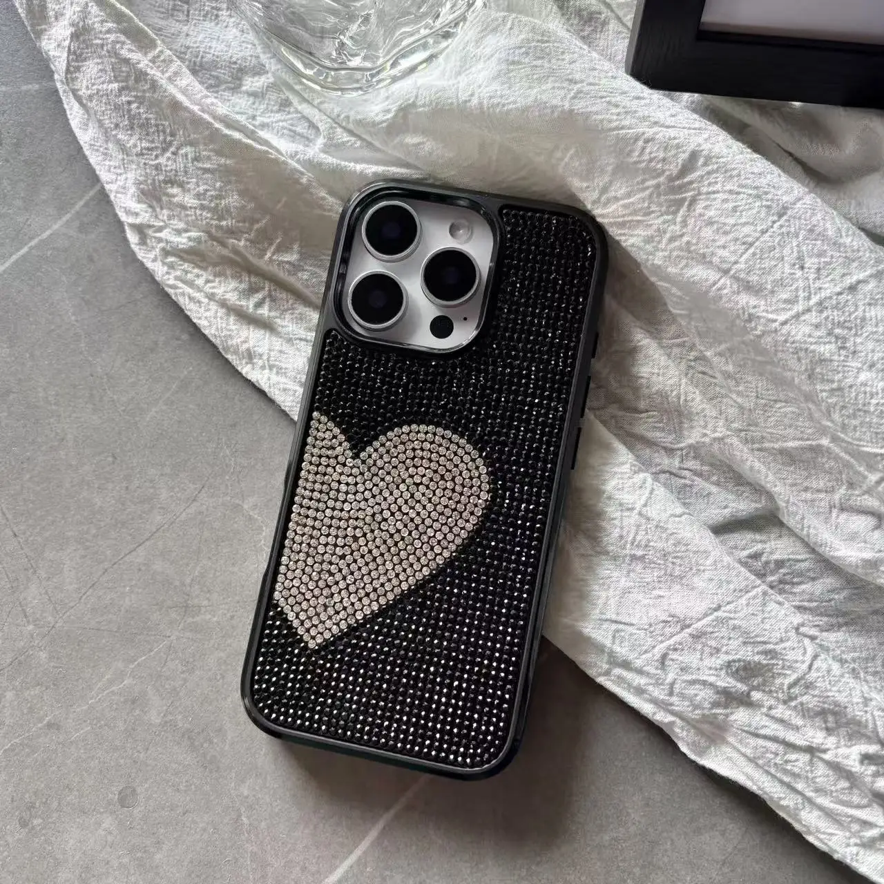 Luxury Full Diamond Heart Pattern Sparkle Soft Phone Case Cover