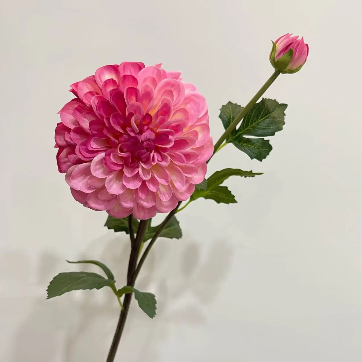5-teiliges Set künstlicher Dahlien aus Seide, Dekoration für Wohnzimmer, Hochzeitssaal, Hintergrundgestaltung, Partytisch, künstliche Dahlien.