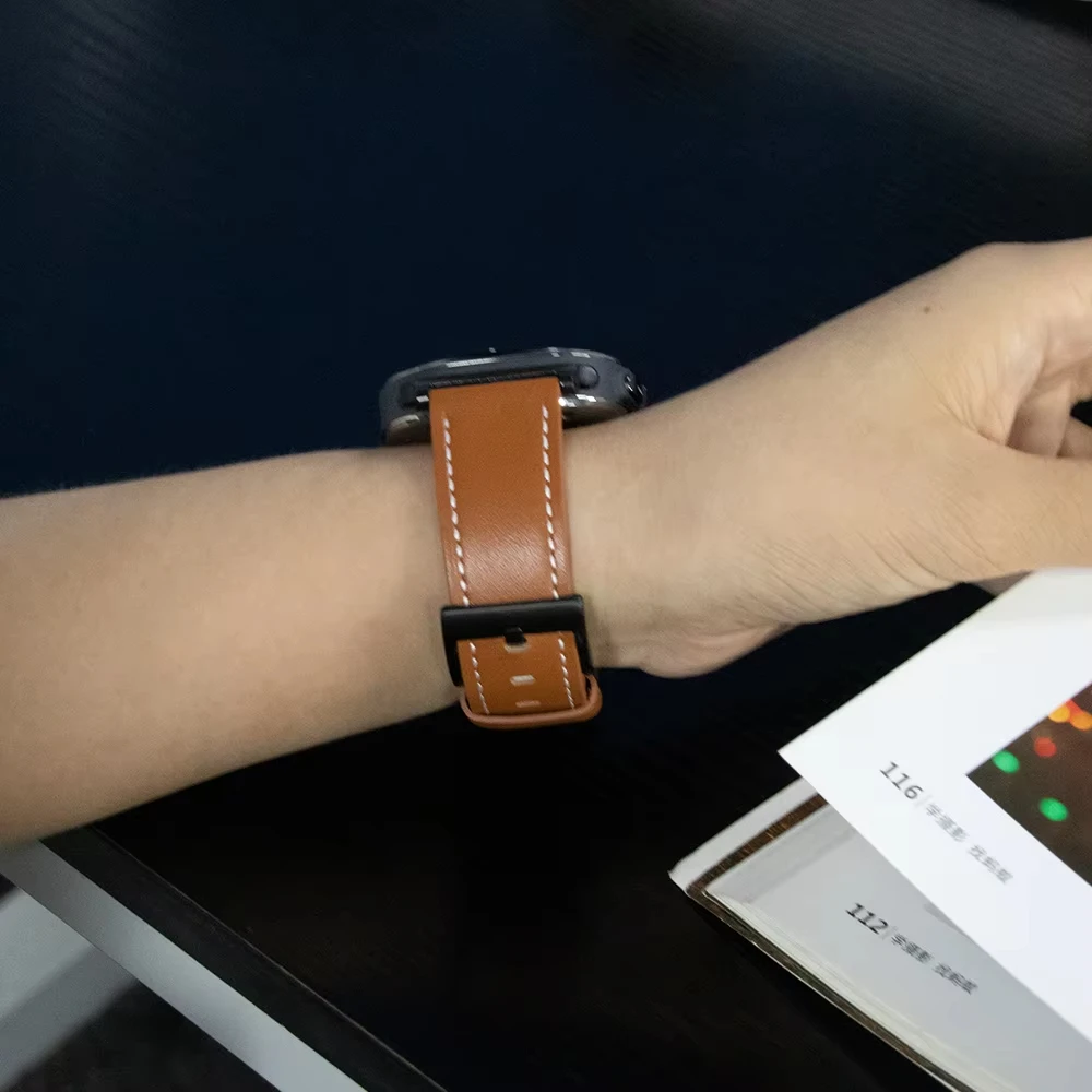 Vintage Leather Smartwatch Strap - No Gaps Design, Premium Replacement Bracelet