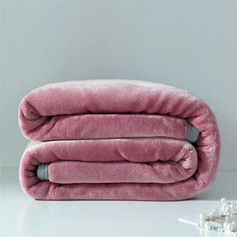

Coral Fleece Blanket Cover Super Thick And Soft Comfortable For Bed Or Sofa Home Decoration Red Bean Paste
