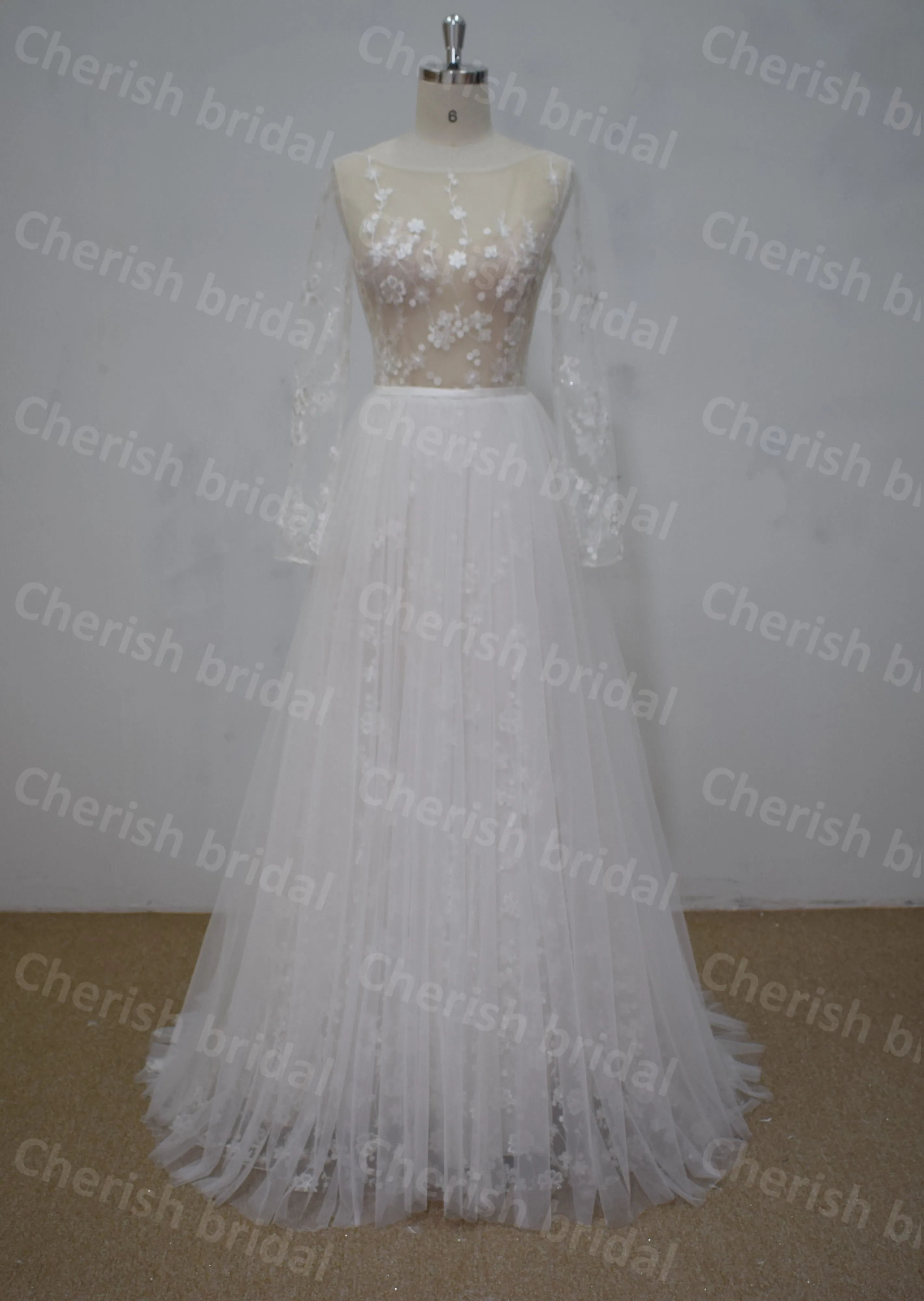 

C3065A Long Sleeve A-line Wedding Dress for Bride Women Lace Applique Illusion Sleeve Bride Dress Backless