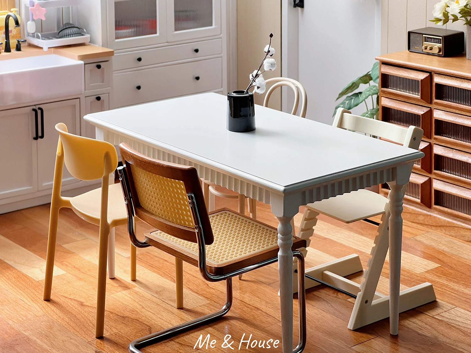 1/6  Dollhouse Living Room Kitchen Accessories   Vintage long table/dining table Mini Furniture 5