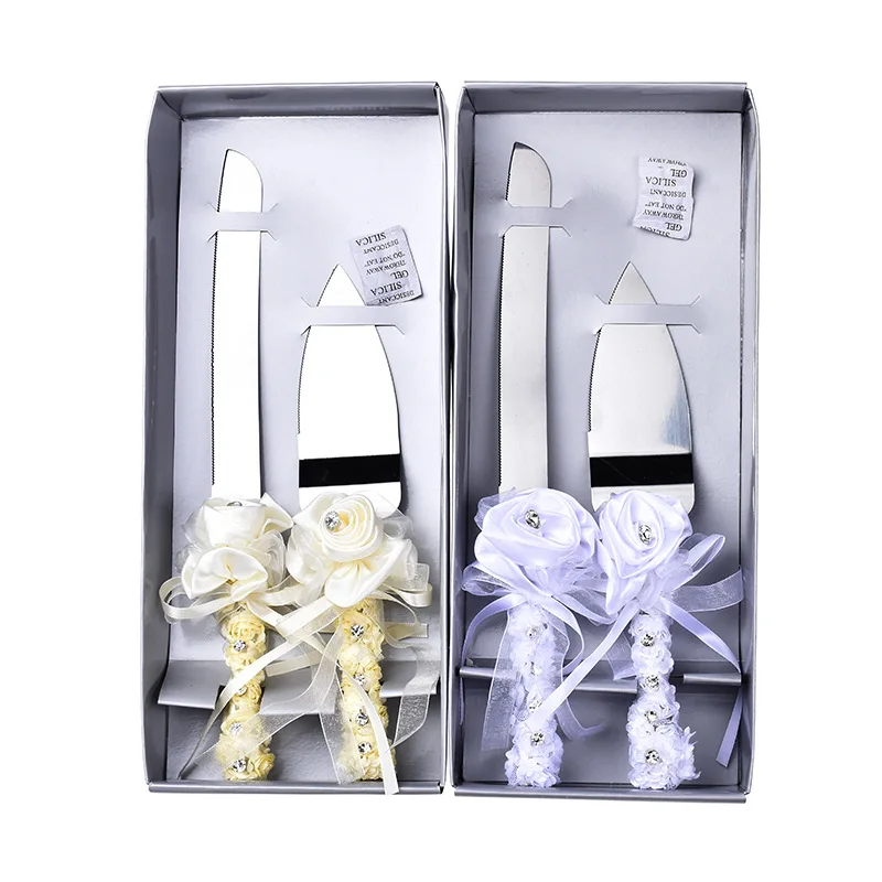 5 Wedding Cake Cutting Knife Decoration Tips - Elegant Bridal Wedding Expos