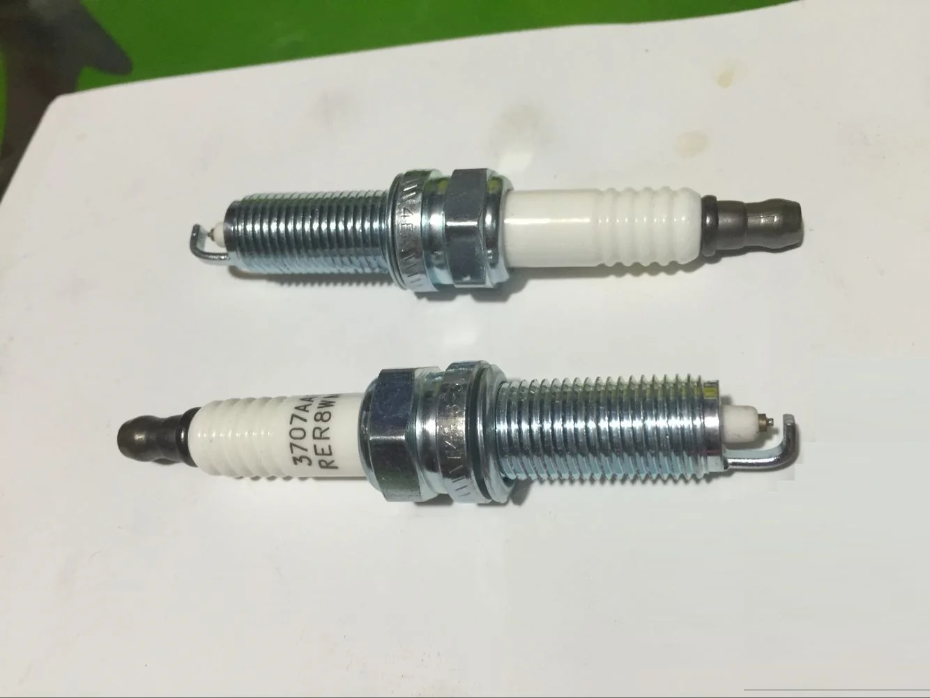 Spark plugs set for Chinese CHERY A1 A3 A5 TIGGO ARRIZO 1.6L SQRE4G16 engine 4pcs/kit spark plug