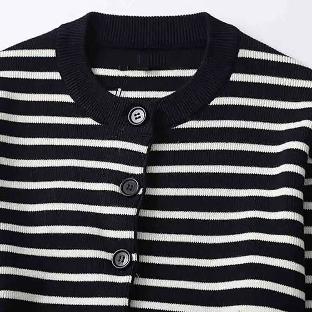 Women 2024 Spring New Fashion Thin Striped Knit Coat Retro Long Sleeve Chic Round Neck Button Casual Top Outerwear Mujer