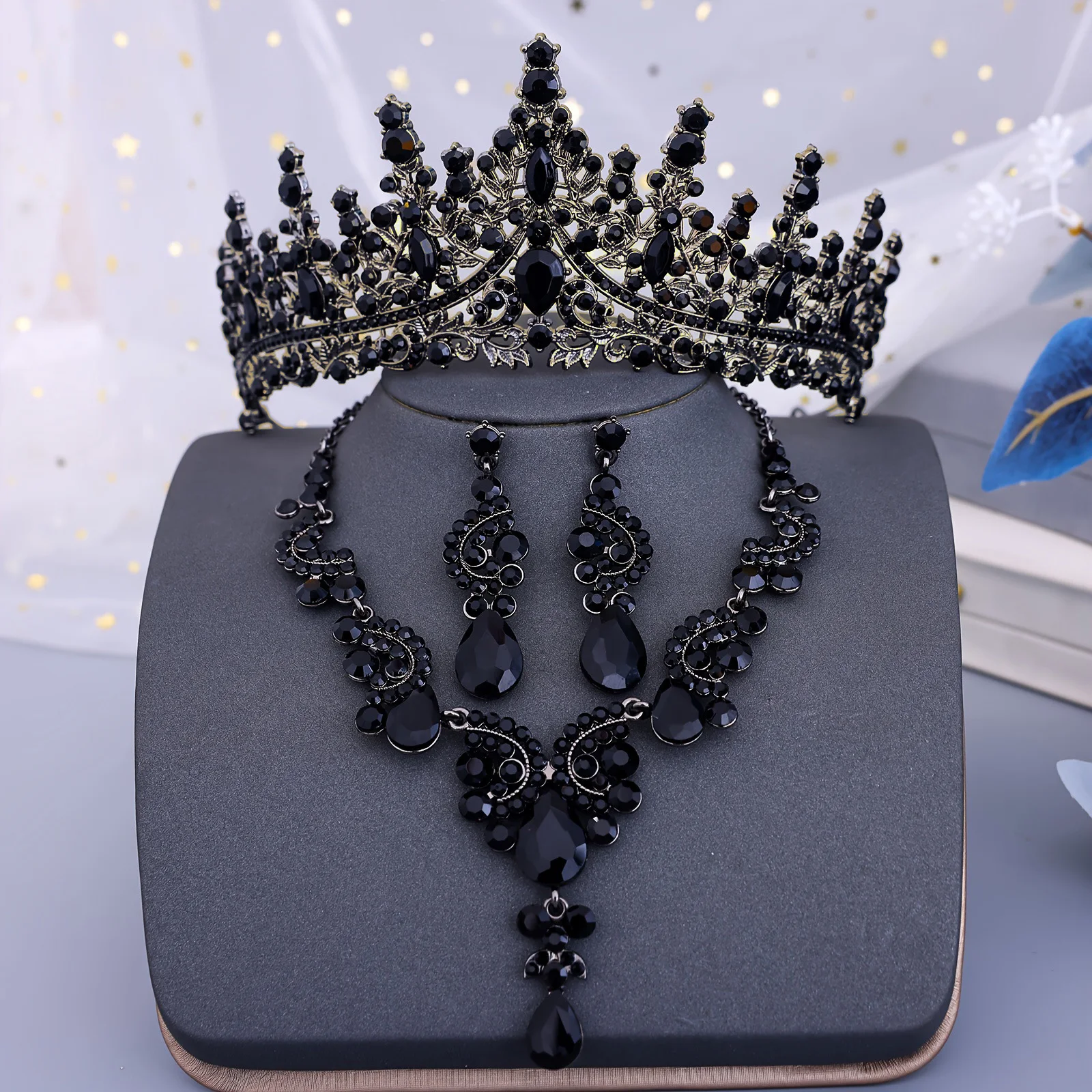 Jewelry Set Bridal Headwear Black Crystal Bridal Jewelry Set for Women Tiaras Earrings Choker Necklace Bride Crown Wedding Dress Costume Accessory jewelry set bridal headwear