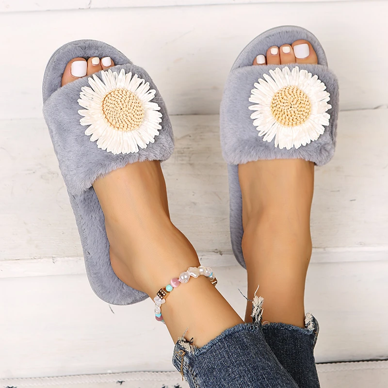 Женские нескользящие шлепанцы