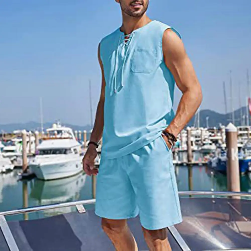 

Classic Men Sportswear Retro Lace-up Neckline Top Men's Sportswear Set Sleeveless V Neck Vest Elastic Waist Shorts with Patch
