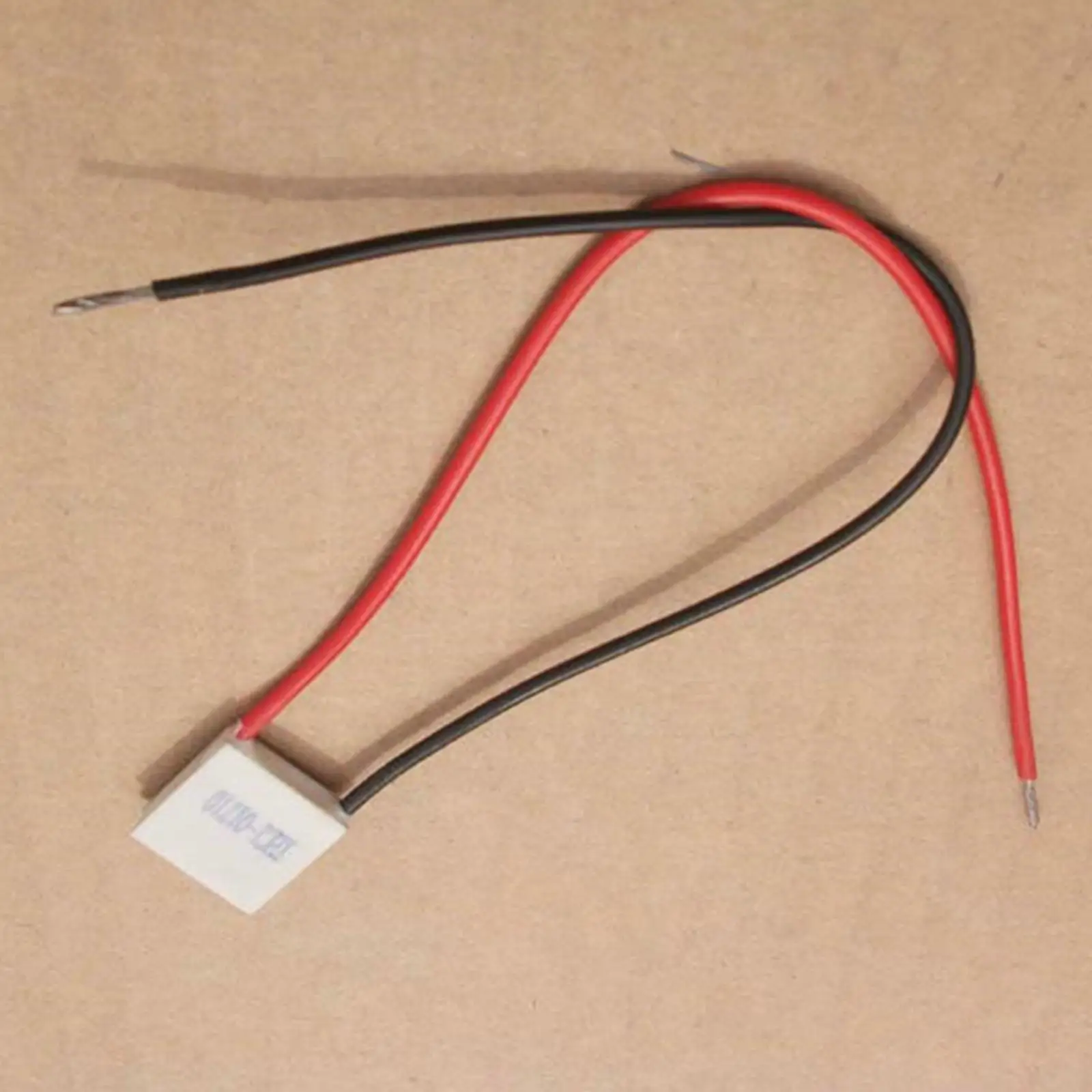 15x15x3.4mm 10A 2V 11.5W TEC1-01710 Thermoelectric Cooler Peltier Heatsink