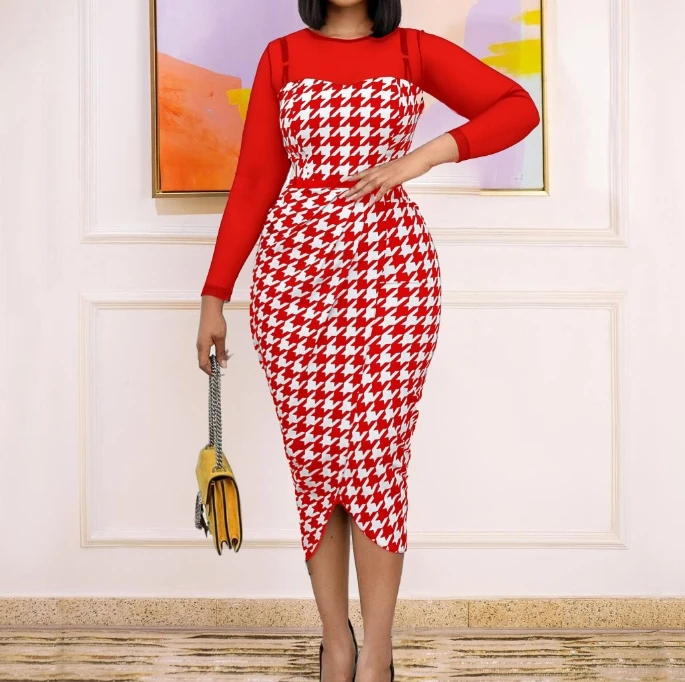 

Женское платье-карандаш средней длины, с длинным рукавом