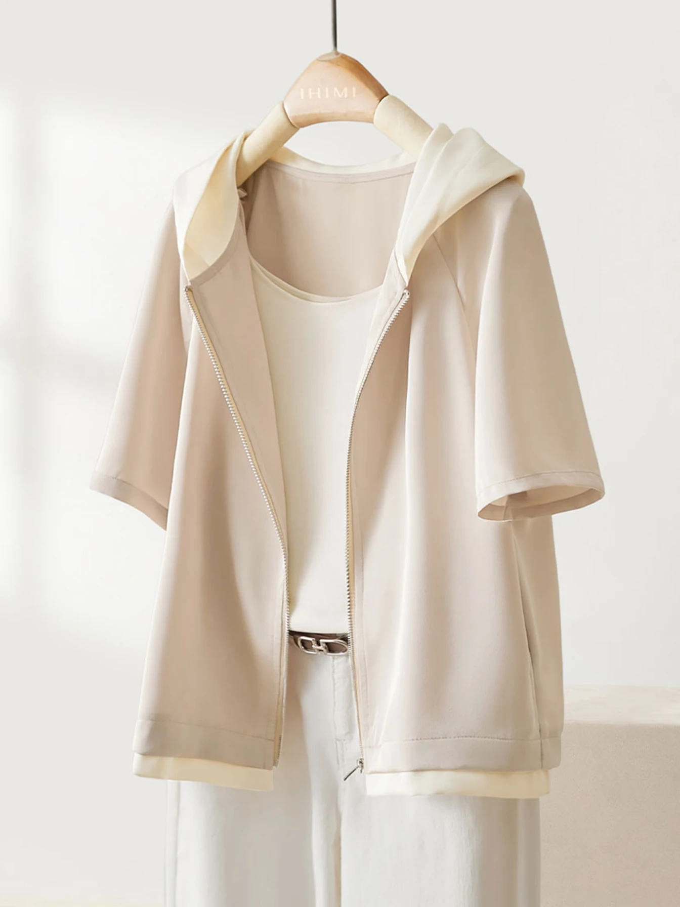 I4XW3B002 2024 Summer New Women Simple Casual Jacket Crash Color Fake Two Piece Hooded Jacket