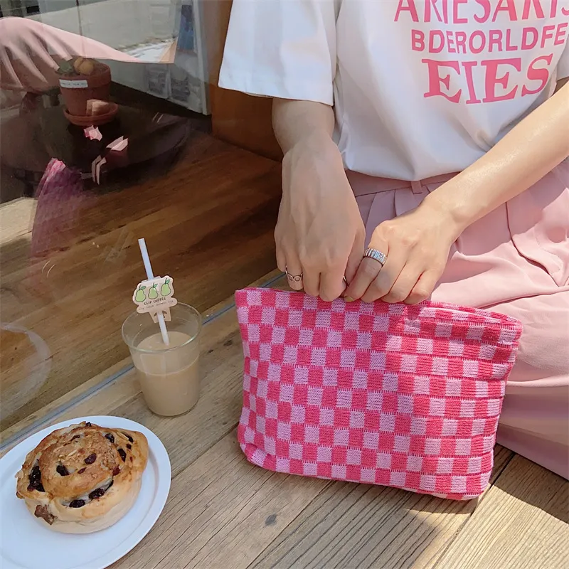 Fashion Colorful Checkerboard Clutch Makeup Bag Korean Knitted Cosmetic Storage Bag Large Capacity Daily Makeup Pouch Organizer