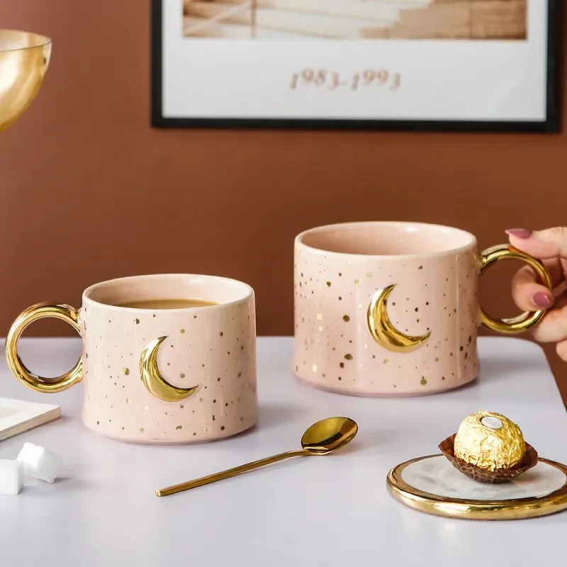 

Simple and elegant ceramic mug 300ml gold handle creative Milk Coffee Cup Home Office Star exquisite ceramic couple gift