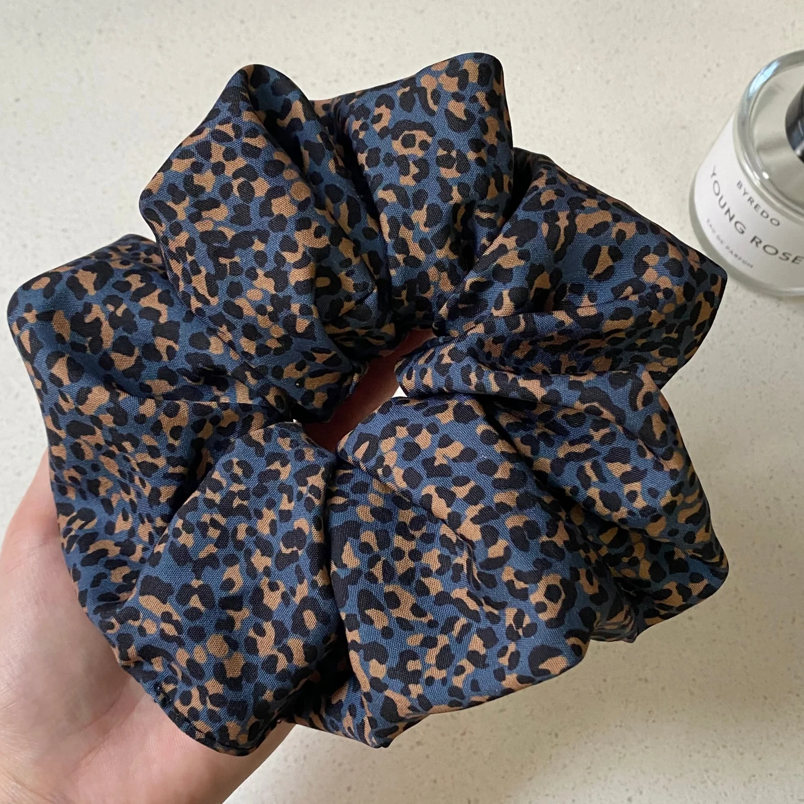 Leopard Print Hair Scrunchie,Large Elastic Hair Tie, Retro Style Soft Hair Accessory For Women, Trendy Hair Band For Daily&Party