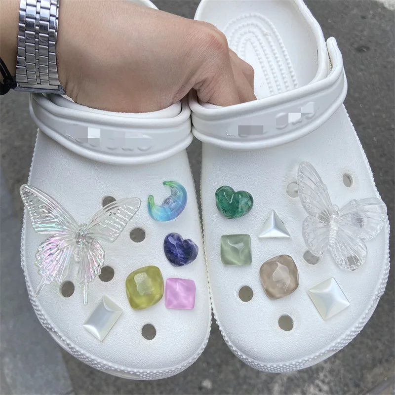 

New Ins Popular Butterfly Set Luxury Decoration Beautiful Croc Charms Designer Trendy Adornment for Clogs Sandals Christmas Gift