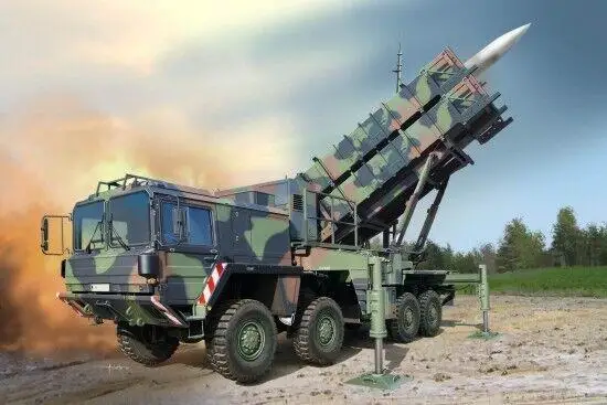 

Trumpeter 01088 1/35 Scale Patriot SAM Launching System Plastic Model Kit