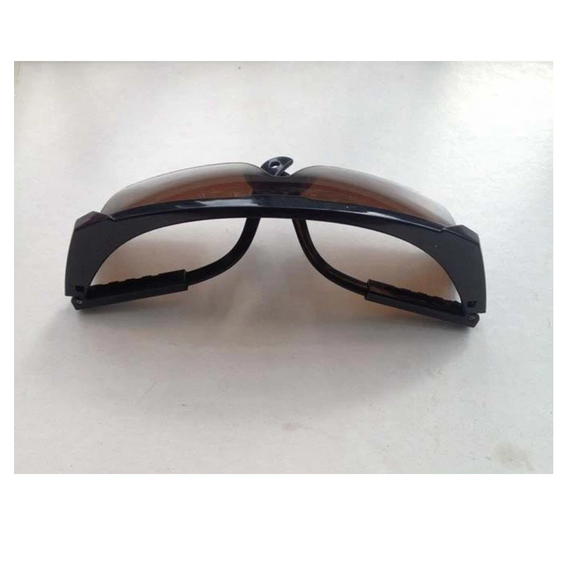 Рисунок 5 - 1064 нм ИК лазерные защитные очки