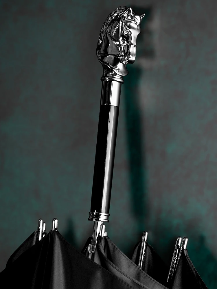 CreativeHorseHeadUmbrellaMenRetroLuxuryLongHandleUmbrella