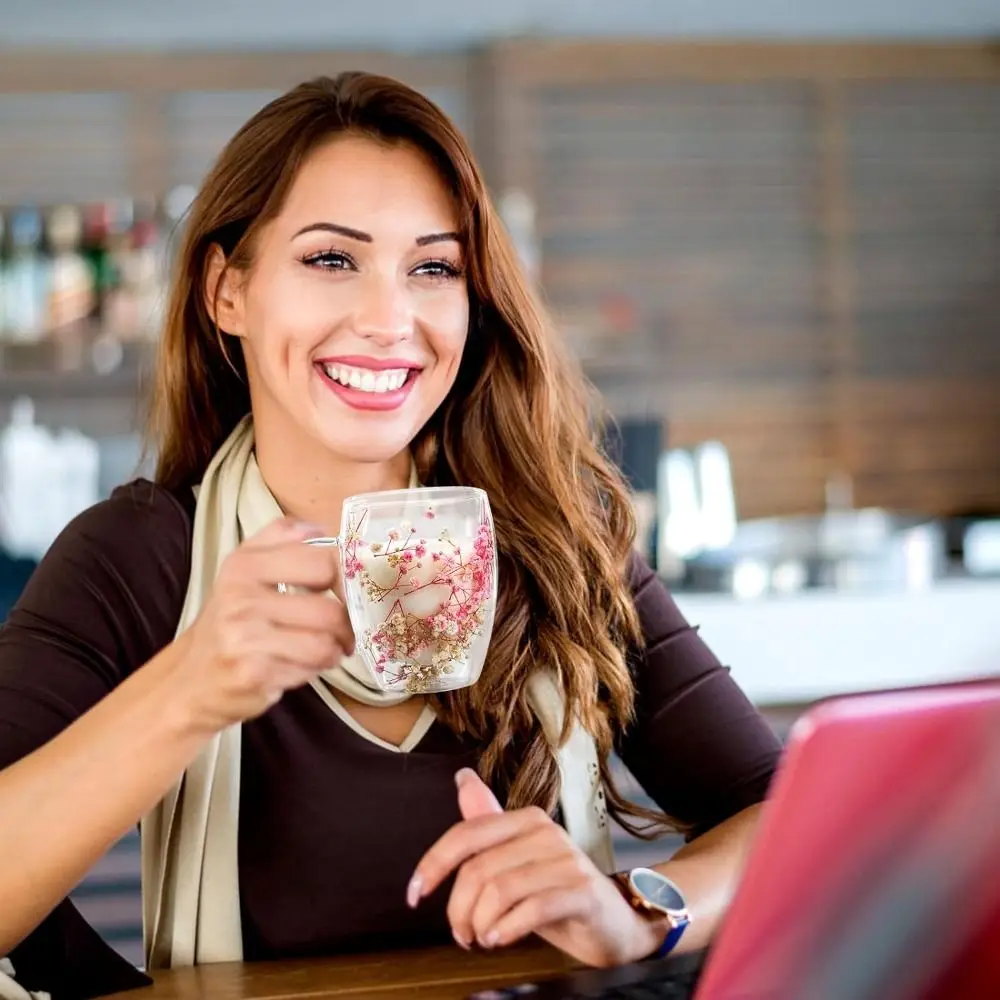 Elegant Full Sky Star Double Layer Glass Cup with Handle 350ml Dried Flowers Glass Mugs Heat Resistant  Coffee Mug Flower Cup