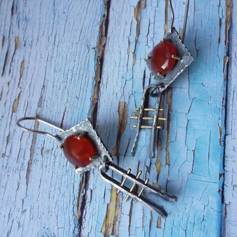 

Vintage Square Oval Inlaid Red Zircon Earrings Tribal Silver Color Metal Geometric Hollow Handwork Dangle Earrings for Women