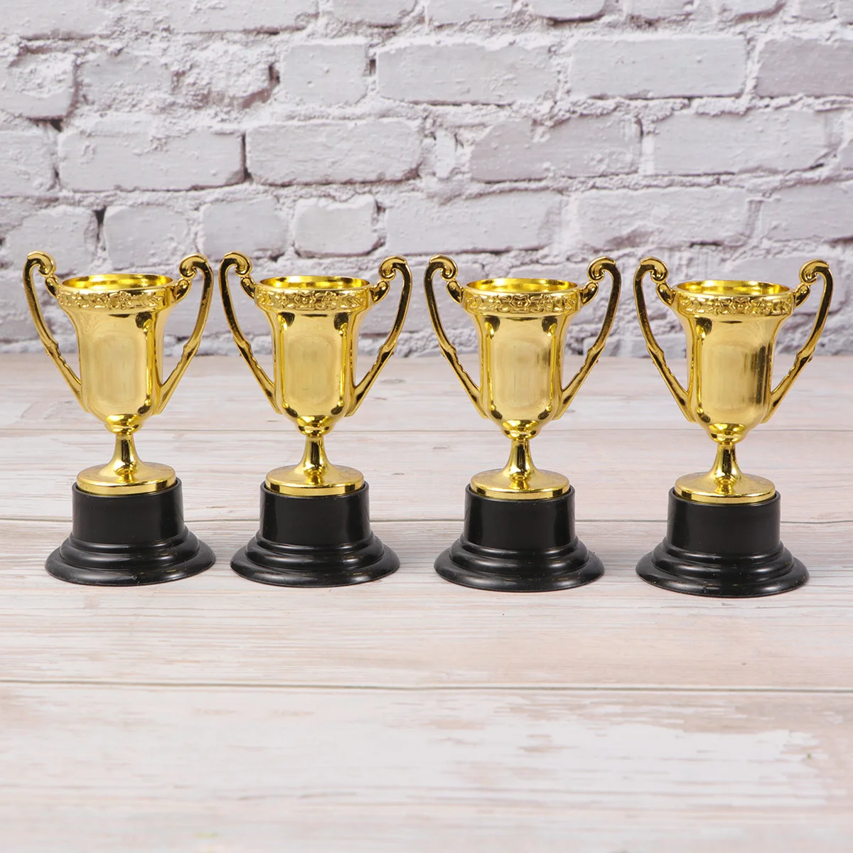 Plastic Mini Trophy Student Sports Award Trophy with Base Reward Competitions Children Toys for Game Kindergarten 18cm plastic trophy kids sports competitions award toy with base for school kindergarten champion cup medal