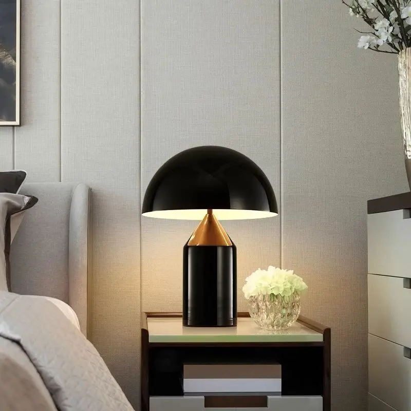 

High-quality Creative Plating Golden Table Lamp Simple Metal Bedroom Living Room Decoration Mushroom Desk LED Lighting Fixture