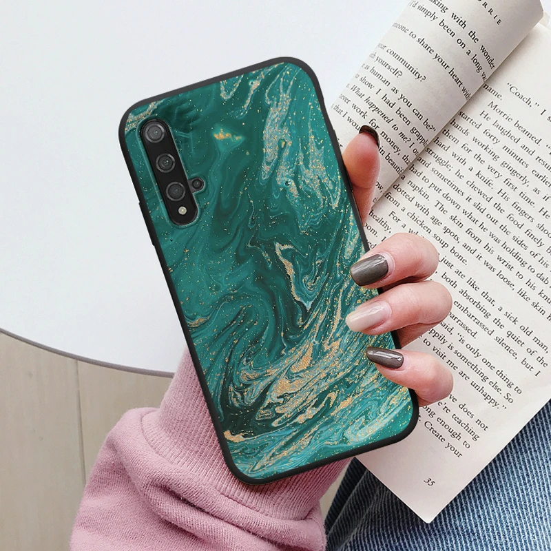 Elegant Marble Pattern Silicone Phone Case – Soft Protective Cover