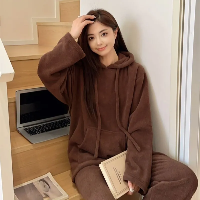 Maillard style cool and saucy pajamas for women in winter, warm and thick hooded, sporty, casual, and wearable home wear set