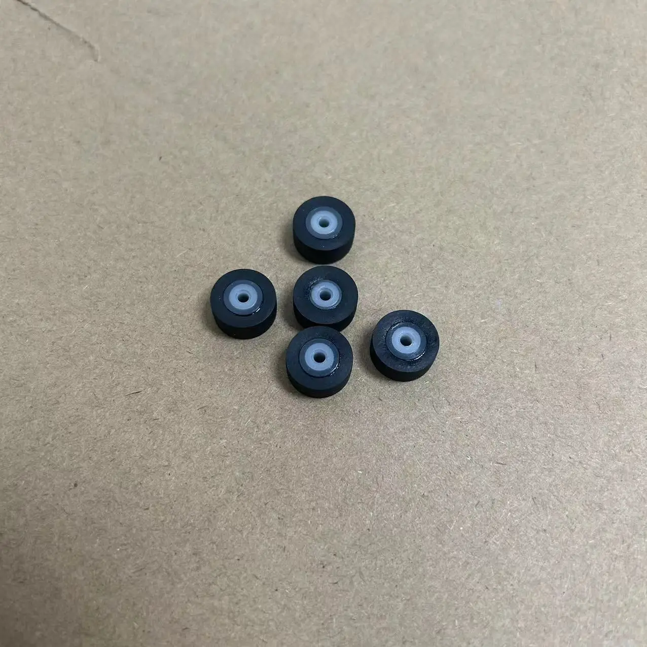 5 Pz 12*6*2Mm Stereo Pinch Roller Cassette Deck Pinch Roller Audio Press Belt Pulley Audio Tape Recorder