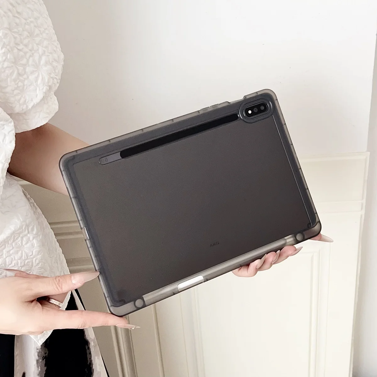 Ultimate Tablet Case with Pencil Holder - Sleek TPU Back Cover