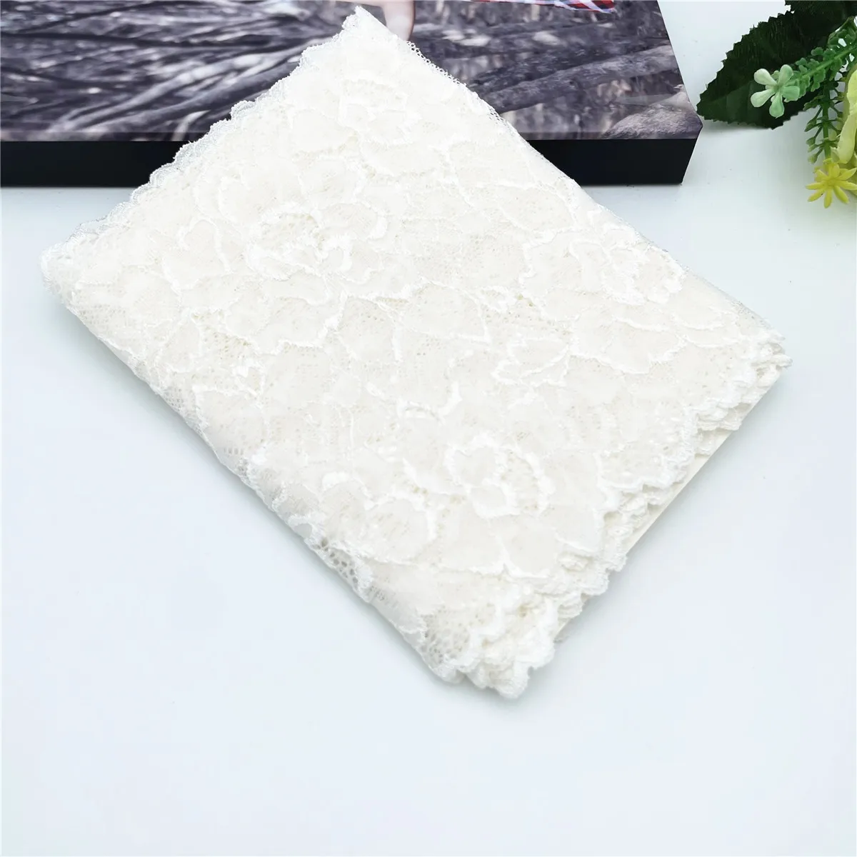 3y/lot Width 18cm White Elastic Stretch Lace Trim 3