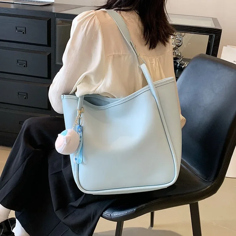 

New Fashion PU Leather Women's Casual Crossbody Bag 2023 Trendy Women's Handbag Women's Large Capacity Travel Shoulder Bag
