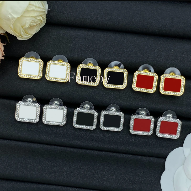 

2024 New Fashion Classic Round Cut Crystal Inlaid Geometric Women's Earrings