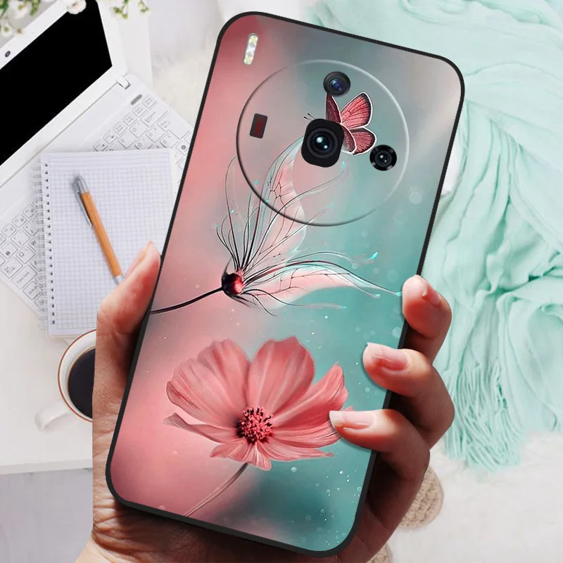 Enhance your device protection with this premium silicone shockproof phone case featuring a soft yet durable cover for superior defense and style.