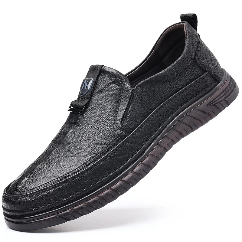 

Fashion Leather Loafers Men Slip On Classic Business Flat Criving Shoes Man Vintage Designer Outdoor Office Casual Men Moccasins