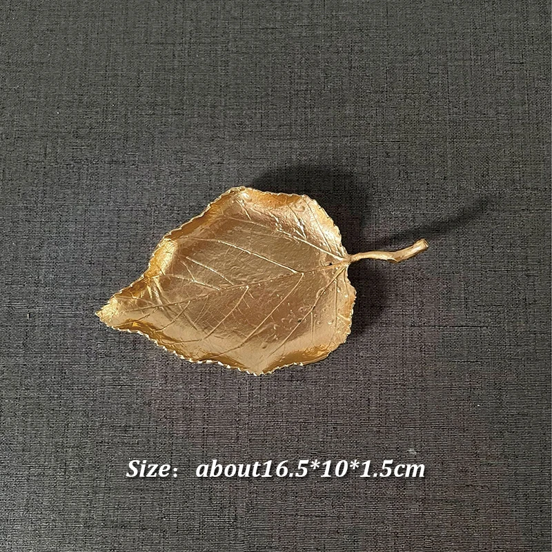 Luxury Metal Storage Tray Leaf Feather Shape Jewelry Display Plate Gold Fruit Dessert Cake Storage Tray Home Desktop Decorative 4