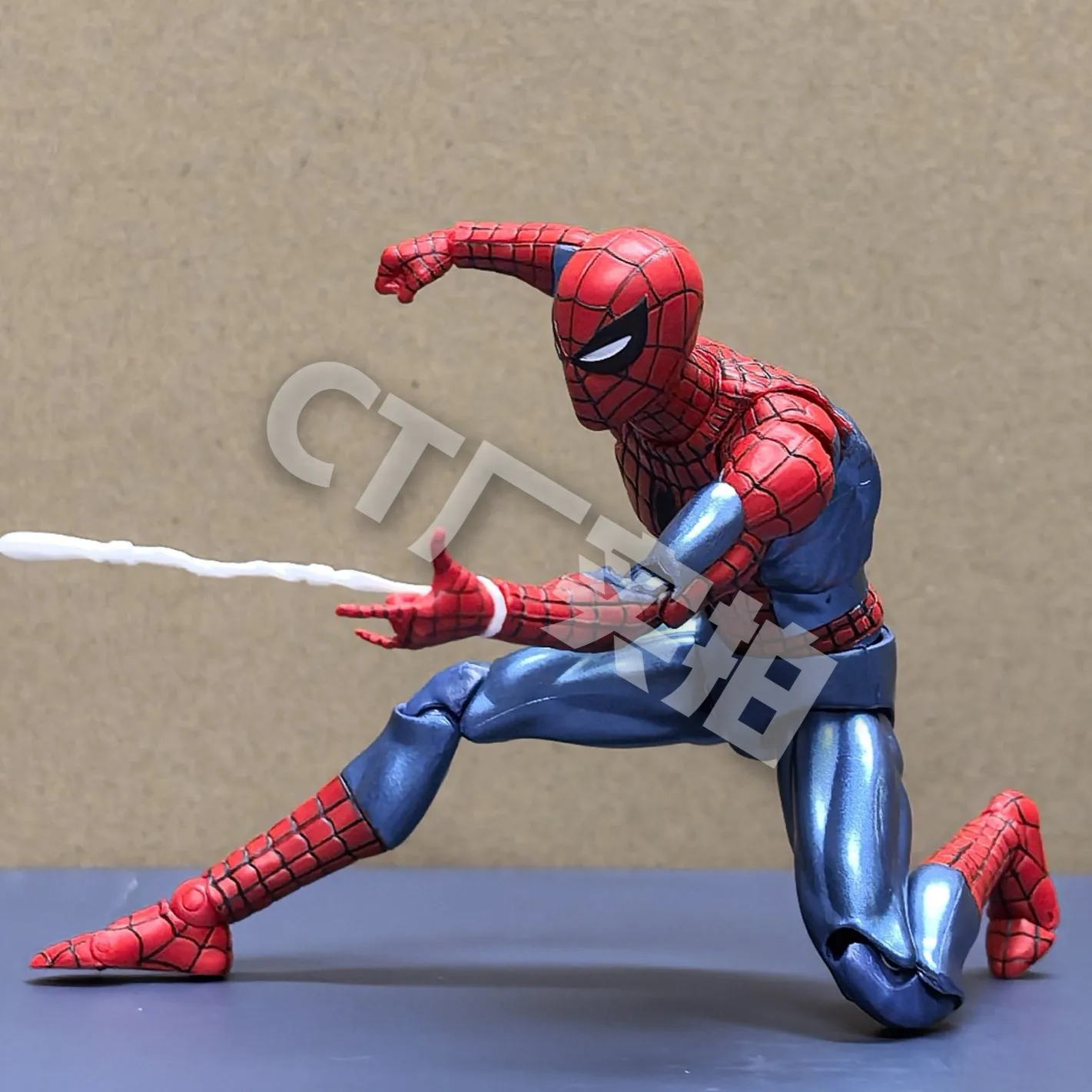 HOT Mafex No.075 Marvel The Amazing Spider-Man Comic Ver. Action