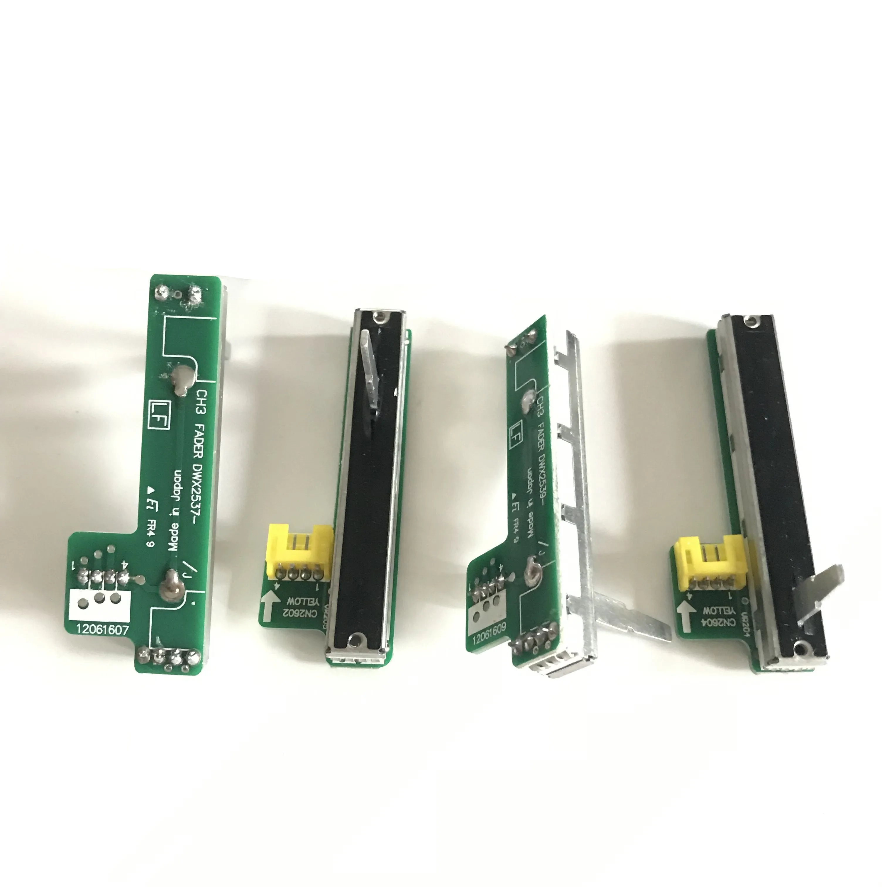 MADE JAPAN CH1 CH2 CH3 CH4 FADER FIT For PIONEER DJM 800 DWX2537 DWX2538 DWX2539 DWX2540 Total 4PCS