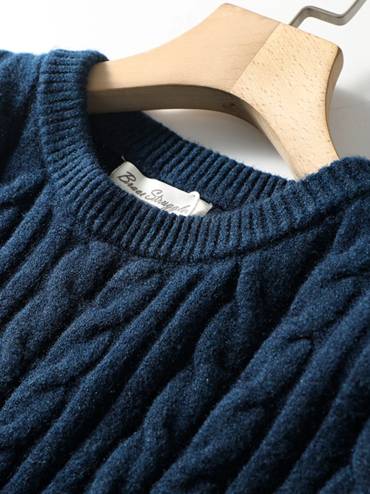 Retro Feel Knitted Sweater Men's Faionable round Ne Twist Knit Warm Comfortable Long Sve Winter Casual Youth Top