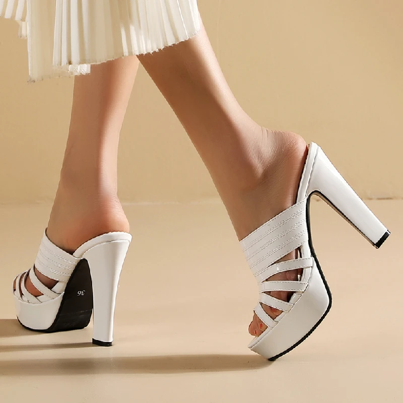 Clogs Plateau Pantoletten High Heels BLACK CLOGS WITH SILVER BUCKLE