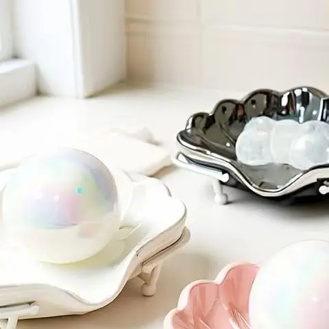 Personalized Creativity Bathroom Soap Dishes Plastic Shell Soap Box Toilet Shelf Soap Box Household Washbasin Soaps Drain Rack
