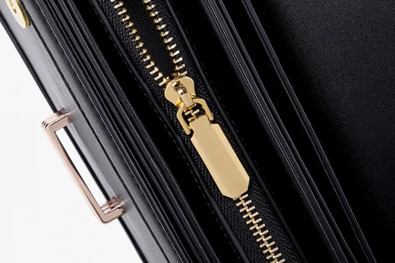 Hochwertiger, einschultriger, quadratischer 2024er-Satz, neuer, kleiner und beliebter Luxus, vielseitig einsetzbar, personalisierte, bestickte Diagonaltruppe_voghion.com