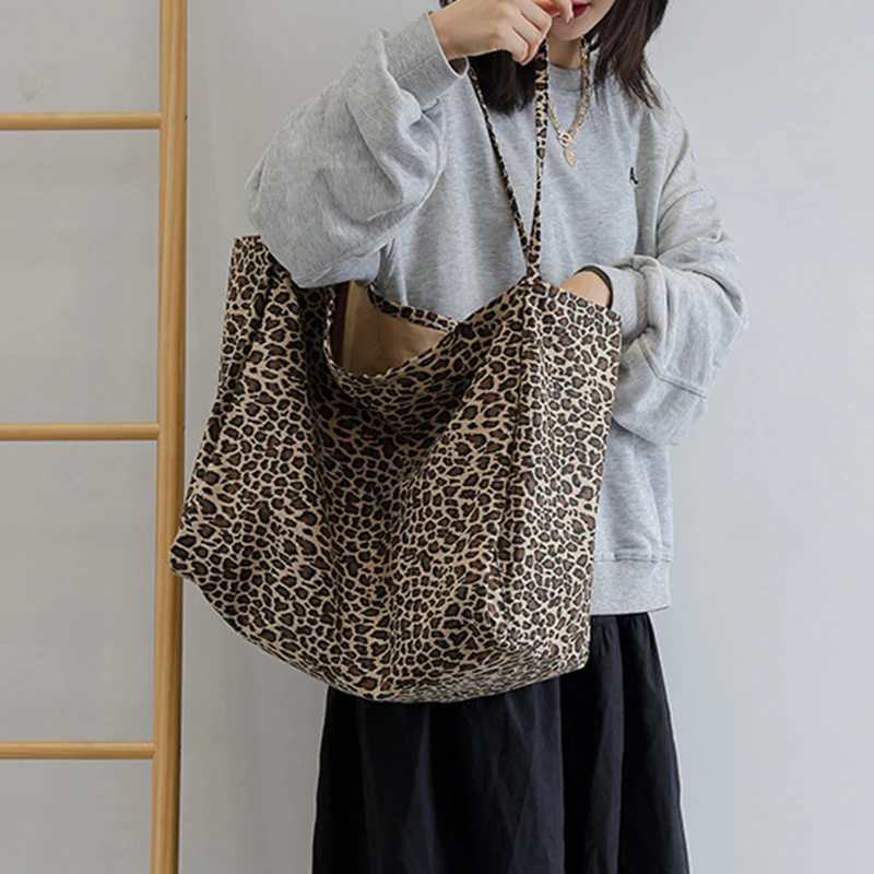 【Babylclub】韓国人気★Leopard logo enamel bag Baby metal club] Leopard logo enamel bag (2col) 正規品 韓国