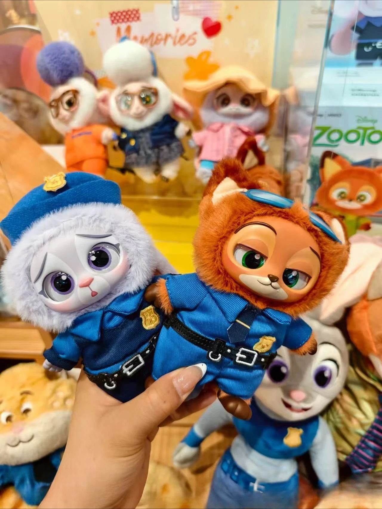 Disney Zootopia 2 Plush Vinyl Keychain Blind Box Mystery