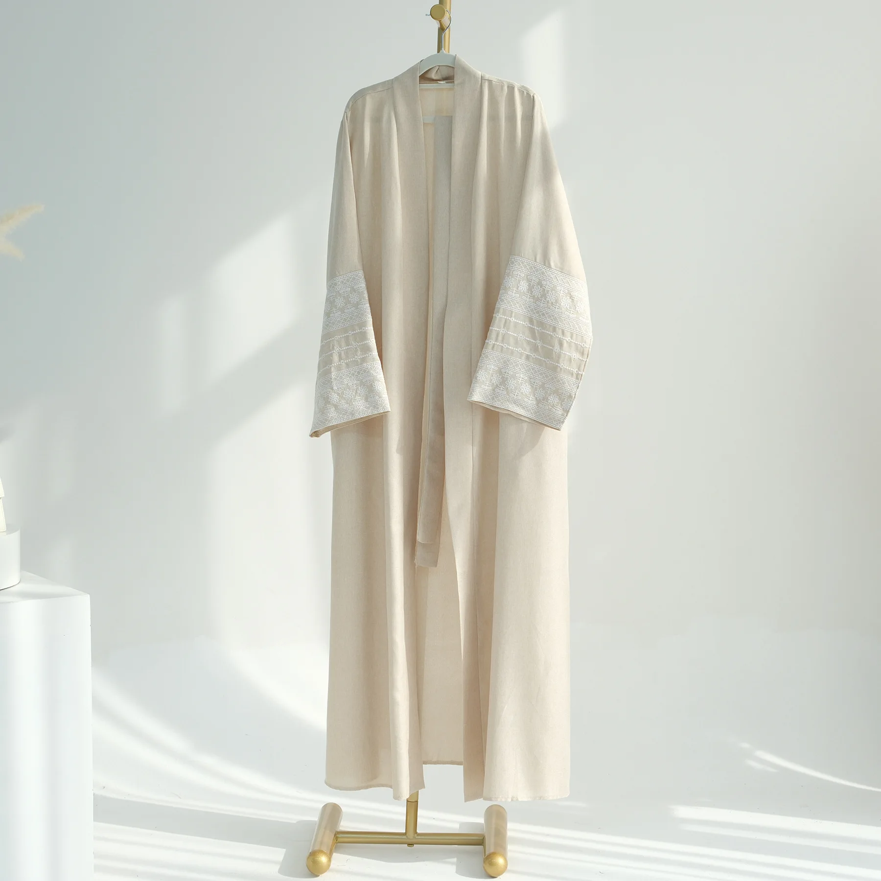 Embroidery Cotton Linen Open Abaya Kimono Muslim Coat Abayas for Women Dubai Luxury Turkey Kaftan Dress Ramadan Islamic Clothes