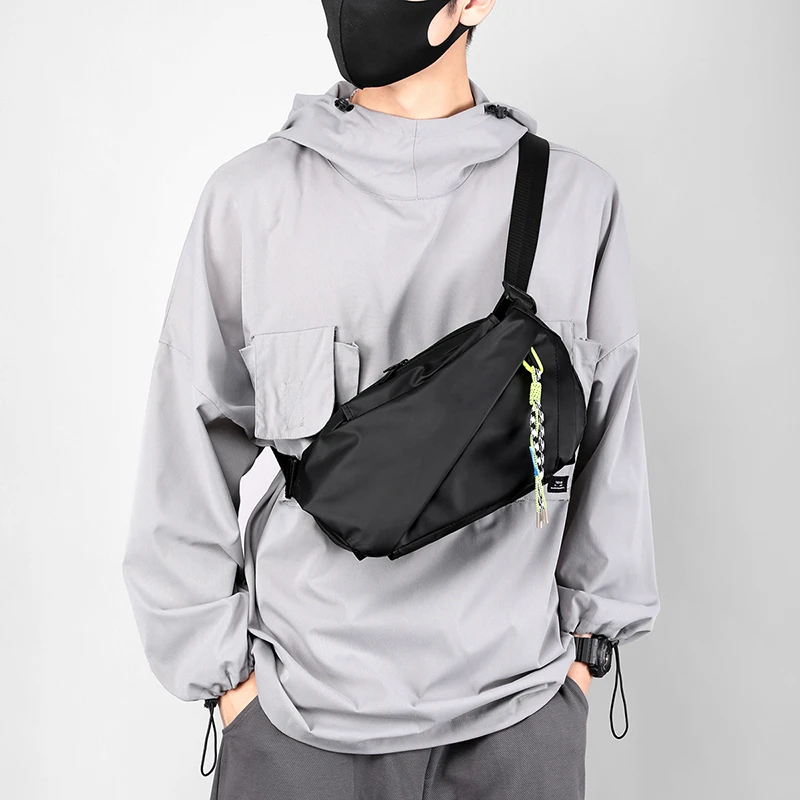 Men's crossbody bag, casual multifunctional chest bag, fashionable shoulder bag, secure zipper closure