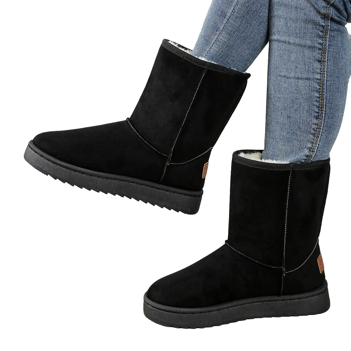 New Winter Plus Size Leisure and Comfortable Flannel Flat Bottom Warm Women's Snow Boots Joker Women's Boots in 2025