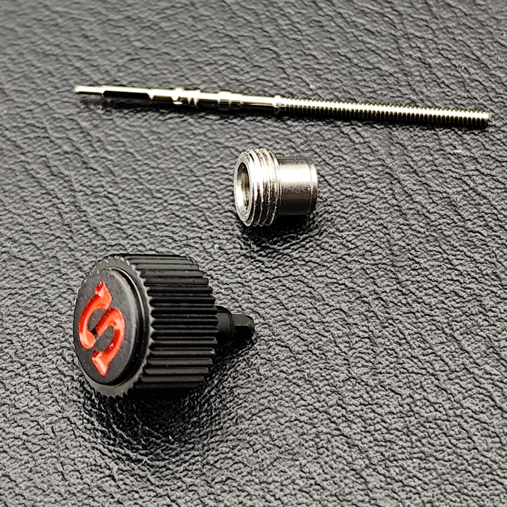 Black Silver Screw-In Crown with Atem Engraved 'S' Design