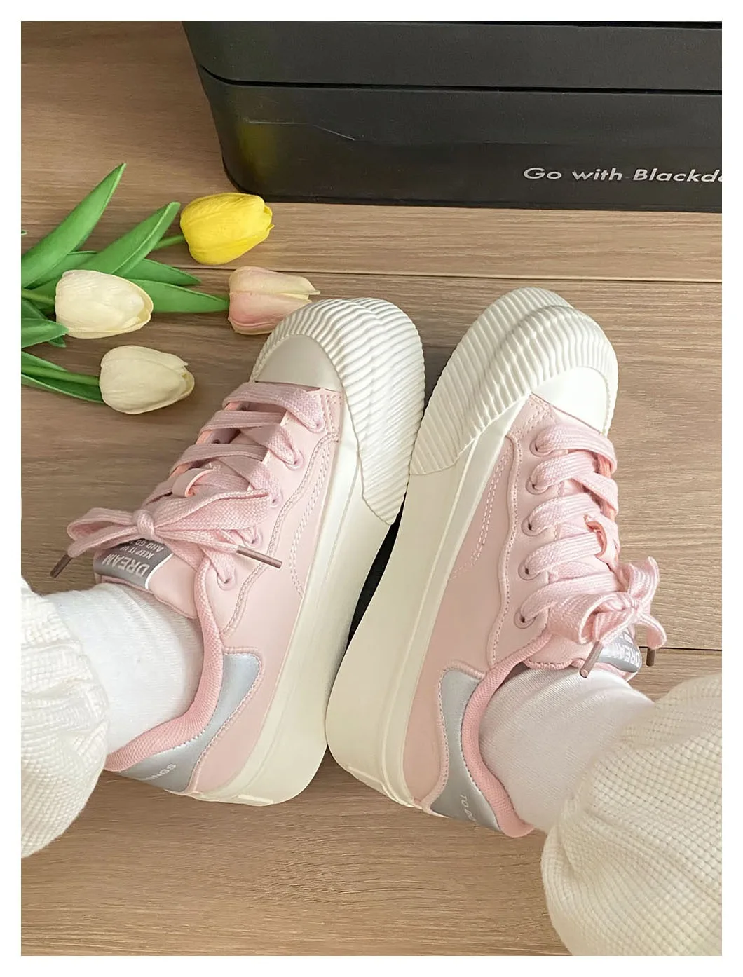 Thick Soled Leather Top Quality Women Shoes 2024 Instagram Trendy Fashion Soft Soled Women Casual Shoes Sports Shoes 24-155